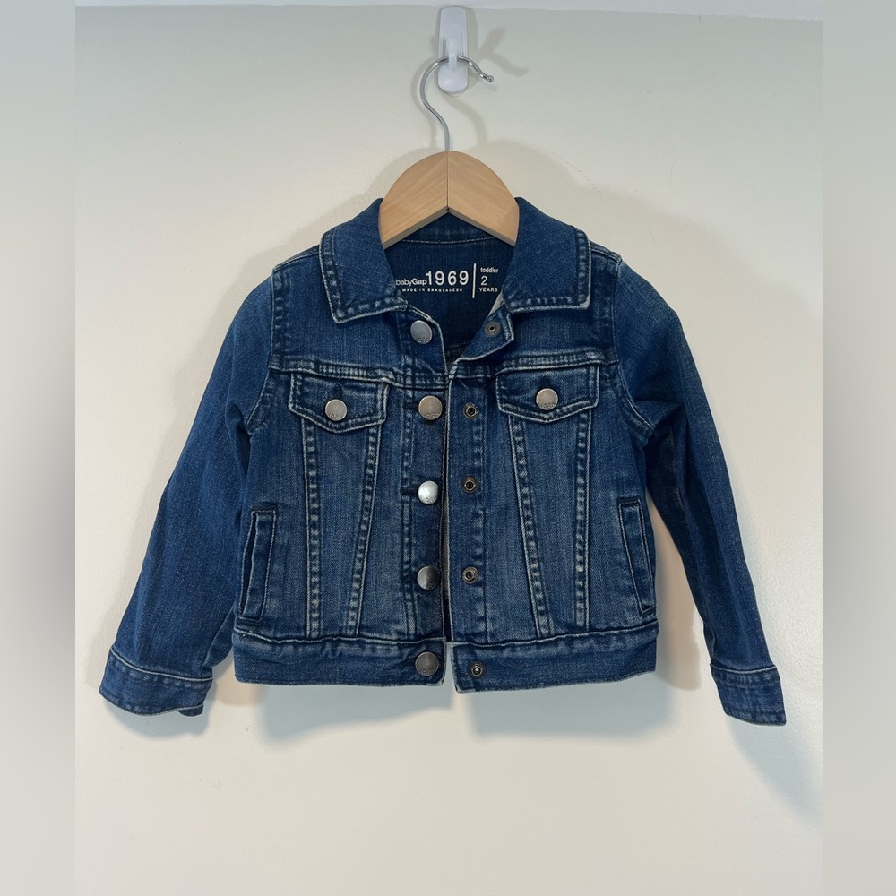 Baby Gap Toddler girls Jean jacket 2T
